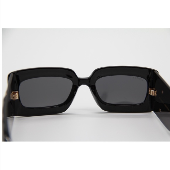 New GUCCI GG0811S 001 Black Women’s Sunglasses